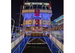 12 Adalar Tekne Turu