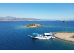 12 Adalar Tekne Turu