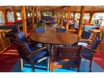 Yüzer Restaurant